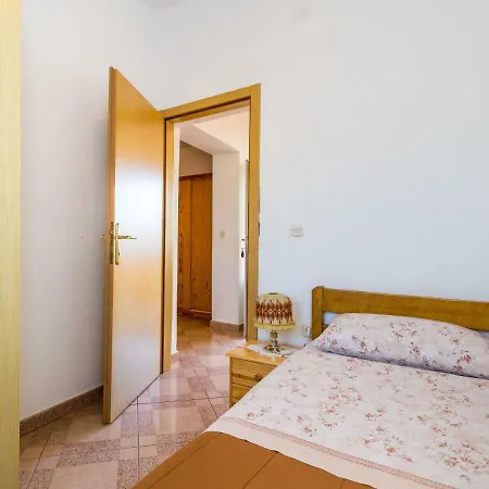 Milena Appartement *